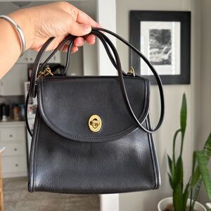 Coach Regina Vintage 90’s Leather Crossbody Bag